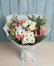 Букет цветов из:  Розы, Лизиантусы и Хризантемы в Ловцы