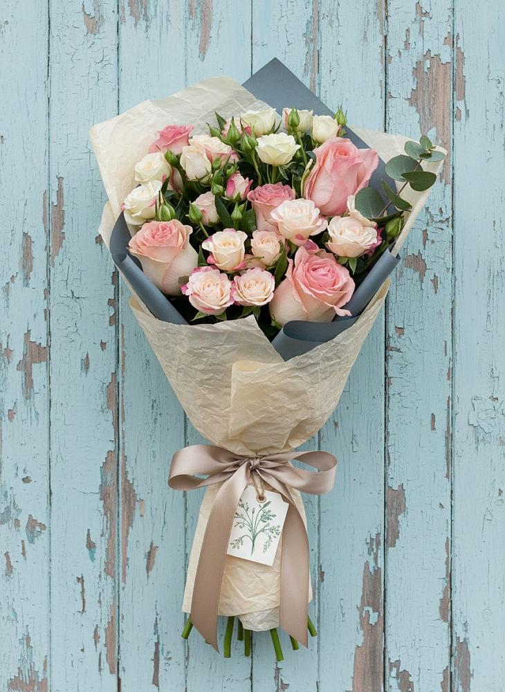 Букет цветов из: Розы в Ловцы