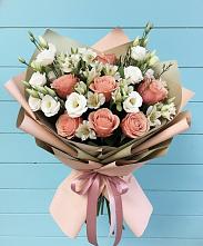 Букет цветов из:  Розы, Альстромерии и Лизиантусы в Ловцы