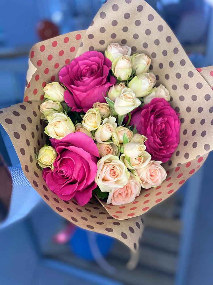 Букет цветов из: Розы в Ловцы