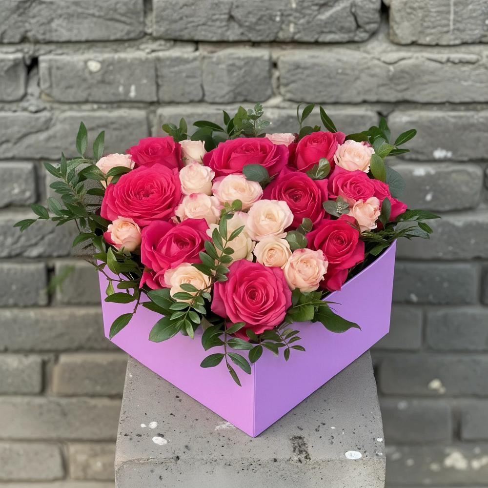 Цветочная композиция из Розы в коробке в Ловцы