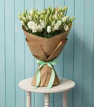 Букет цветов из:  Лизиантусы в Ловцы