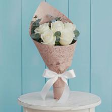 Букет цветов из:  Розы в Ловцы