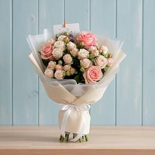 Букет цветов из:  Розы в Ловцы