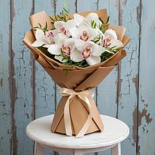 Букет цветов из:  Орхидеи и Розы в Ловцы